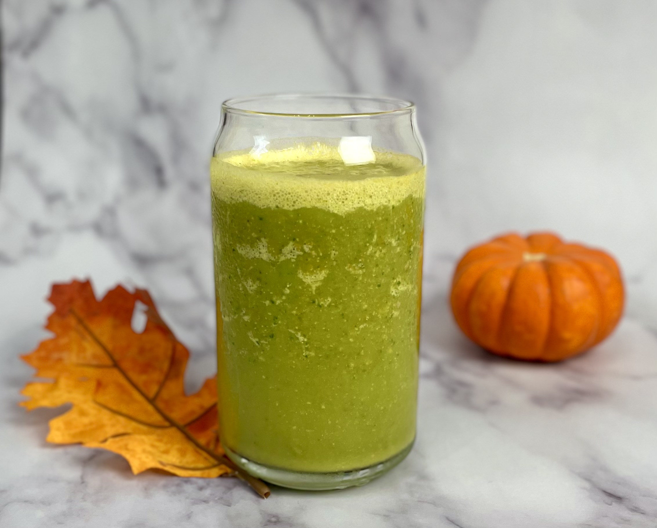 Healthy Green Pumpkin Spice Smoothie Recipe - Thrifty Brittany